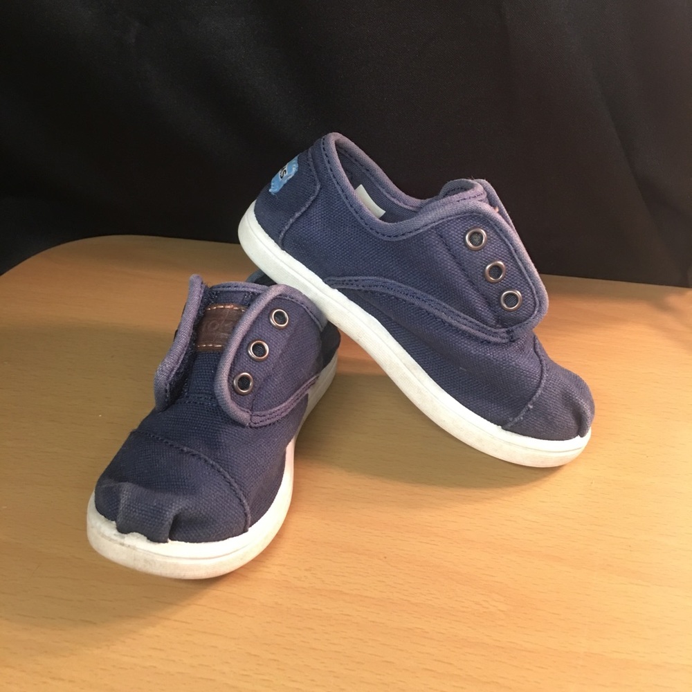 Toddler Boy Navy Blue Toms